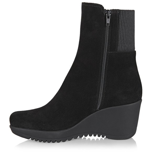 La Canadienne Gwyn Women's Ankle Boot - Picture 2 of 5
